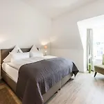 Aparthotel Weisse Am Meer Busum