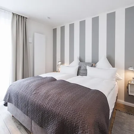Aparthotel Weisse Am Meer 4*